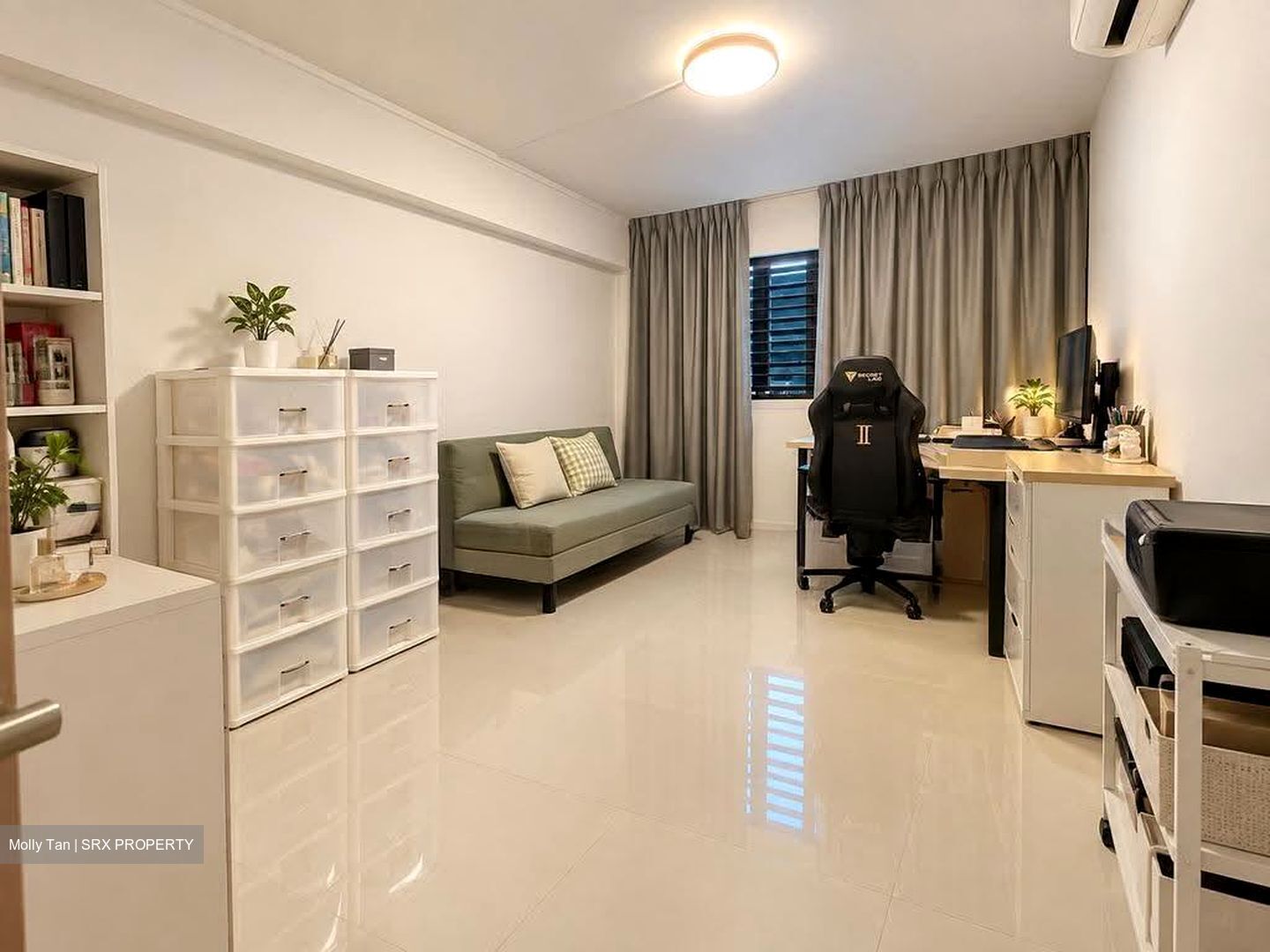 Blk 258 Jurong East Street 24 (Jurong East), HDB 5 Rooms #628893861